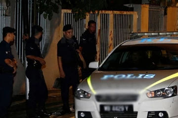 மலேசியா கொலை சம்பவத்தில் இலங்கையைச் சேர்ந்த இரண்டு சந்தேகநபர்களை தேடிவரும் பொலிஸார்