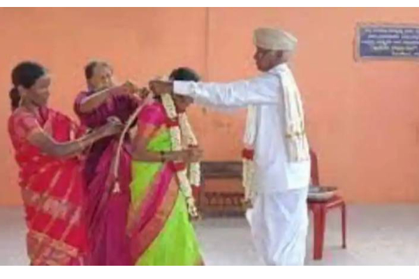 35 வருடங்கள் காத்திருப்பு: 65 வயதில் காதலியை கரம்பிடித்த முதியவர் | Old Man Waited 35 Years And Married Girlfriend 65