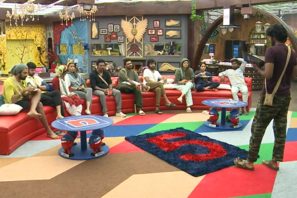 ஆக்ரோஷமாக நடந்து கொண்ட அமீர்! ஓங்கி அடித்த அக்‌ஷரா! அலறிய தாமரை | Akshara Reddy Angry Activity Dice Task B