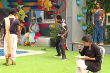 தலைமுடி பராமரிப்பு: குளிக்கும்போது இந்த 5 விஷயங்களைச் செய்யாதீங்க!