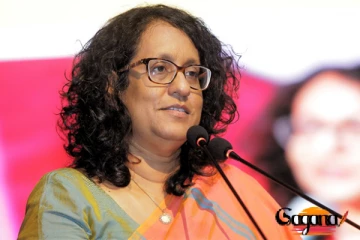 "ඔබ නිහඬ වෙන්න ඕන නෑ" - අගමැති නීති කඩන හැටි උගන්වයි