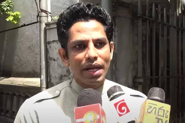 அநீதிக்குத் தலைவணங்க மாட்டோம்! ராஜிதவின் புதல்வர் வலியுறுத்தல் | We Will Not Bow To Injustice Rajitha S Son