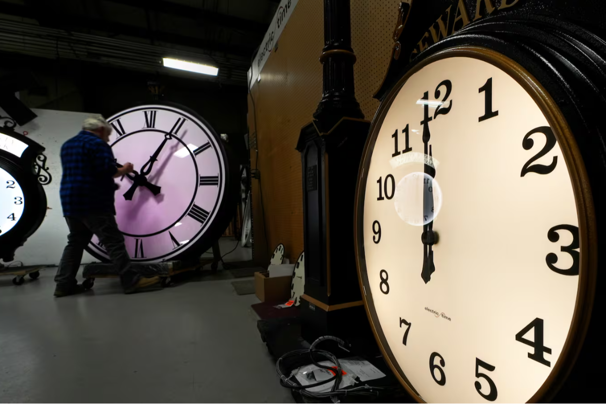 கனடாவில் நேர மாற்றம் குறித்து வெளியான அறிவிப்பு | Daylight Time When Will Clocks Spring கனடாவில் நேர மாற்றம் குறித்து வெளியான அறிவிப்பு | Daylight Time When Will Clocks Spring