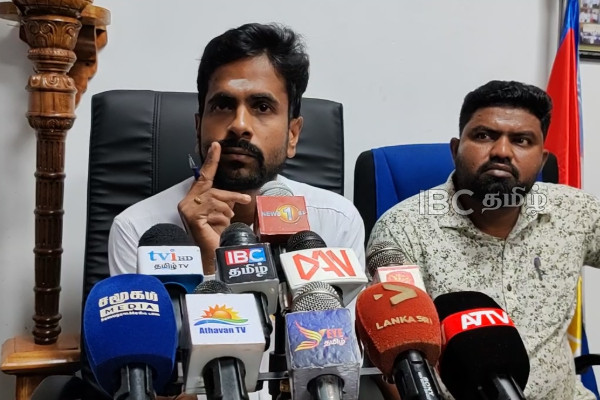 ஆதன வரியை 8 வீதமாக குறைத்துள்ள வவுனியா மாநகர சபை : வெளியான அறிவிப்பு | Vavuniya Mc Reduces Property Tax To 8 Percent