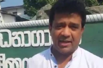 රන්ජන් වෙනුවෙන් ජනප්‍රිය නළුවෙකු සිදු කළ දේ.. (VIDEO)