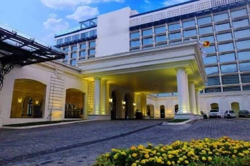 இலங்கை வரும் சுற்றுலா பயணிகளுக்கு புதிய சிக்கல்: இளைஞர்களுக்கு முக்கிய அறிவிப்பு