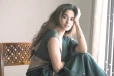 நடிகை தேஜு அஸ்வினி சேலையில் அழகிய புகைப்படங்கள்