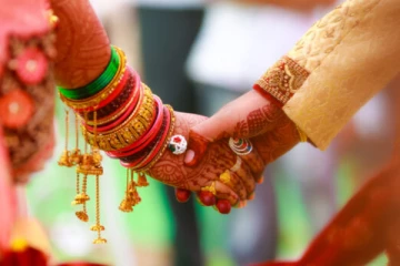 திருமண வீட்டில் நடத்தப்பட்ட பெரும் கொடூரம் ; சிதறி கிடந்த உடல்கள், உலகை உலுக்கிய சம்பவம்