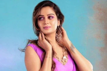 ராஜா ராணி 2 சீரியல் நடிகை ரியாவின் ஸ்டைலிஷ் புகைப்படங்கள்