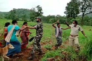 வனத்துறையினரை விரட்டி விரட்டி துரத்திய விவசாயிகள்..தலை தெரிக்க ஓடிய வனத்துறையினர்!