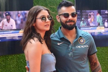 உங்க படுக்கையறையில் நடந்திருந்தா.. விராட் ரூம் வீடியோ - எகிறிய மனைவி!