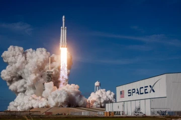 விண்ணில் ஏவப்பட்ட உலகின் மிகப்பெரிய ரொக்கெட்: சோதனை முயற்சி வெற்றி