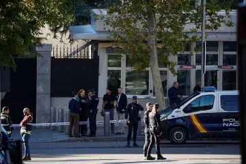 பொதிகளில் வந்த மிருகங்களின் கண்கள்: திகிலடைந்து போயுள்ள பல உக்ரைன் தூதரகங்கள்