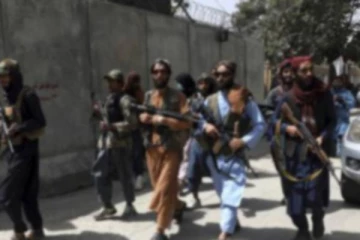 ஓயாத தாலிபான்களின் அட்டூழியம்...பொதுவெளியில் தொங்கவிடப்பட்ட சடலங்கள்