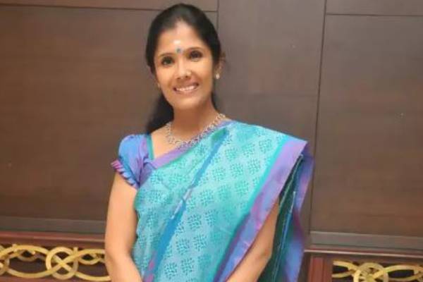 சூப்பர் சிங்கர் புகழ் அனுராதா ஸ்ரீராமின் கணவரை பார்த்துள்ளீர்களா?- இதோ அழகிய ஜோடியின் புகைப்படம்