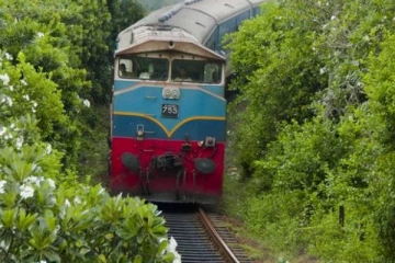 மலையகப் ரயில் பாதையில் ஏற்பட்டுள்ள பாதிப்பு!