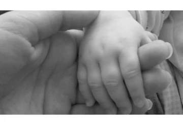 கண்மூடி திறப்பதற்குள் பிரிந்த மகன் உயிர்... தந்தை கண்முன்னே நினைத்து கூட பார்க்க முடியாத கோரம்!