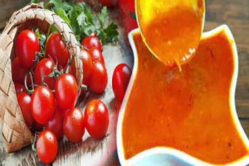 கறிக்குழம்பு சுவையில் தக்காளி குழம்பு வேண்டுமா? பத்தே நிமிடத்தில் செய்யலாம்!