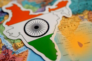 தனுஷ்கோடியில் இருந்து இலங்கைக்கு தப்பி வர முயன்ற மூவர் கைது