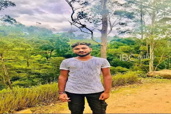 சட்டவிரோத இரத்தினக்கல் அகழ்வு - பரிதாபமாக உயிரிழந்த 22 வயது இளைஞன் (படங்கள்) | Illegal Gem Engaged Mound Earth Fell Died 22 Years