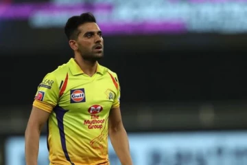 சோகத்தில் சி.எஸ்.கே  :  ஐ.பி.எல். தொடரில் இருந்து விலகினார் தீபக் சஹார்