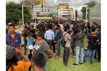 அரசாங்கத்திற்கெதிராக  கொழும்பில் இன்று ஆர்ப்பாட்டம்! ஒன்று திரண்ட காலி முகத்திடல் போராட்டக்காரர்கள்(Video)