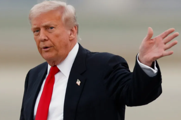 பேச்சுவார்த்தைகள் மூலம் தீா்வு எட்டப்பட வேண்டும் – கிரீன்லாந்து | Trump Administration News