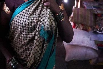 காதலனுடன் ஓடிய பெண்: காதலனின் தாயைக்கு நேர்ந்த கொடுமை! அதிர்ச்சி சம்பவம்