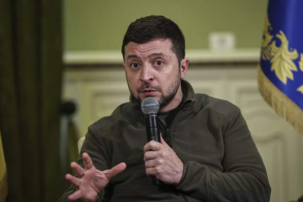 பதவி விலகுங்கள்! ரஷ்ய உயரதிகாரிகளிடம் நேரடி கோரிக்கை விடுத்துள்ள உக்ரைன் ஜனாதிபதி! | Russo Ukrainian President Calls To Rusians