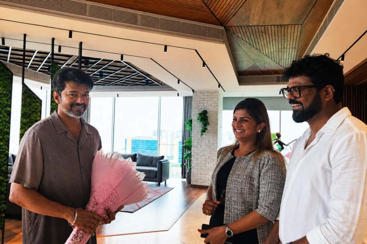 தமிழக அரசியல் வரலாற்றில் மாபெரும் வெற்றிபெற்ற தளபதி விஜய்.. வாழ்த்து சொன்ன நடிகை ரம்பா | Rambha Wishes To Vijay For Big Win In Tamilnadu