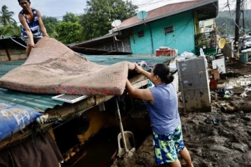 பிலிப்பைன்சில் புயலால் உயிரிழந்தோர் எண்ணிக்கை அதிகரிப்பு