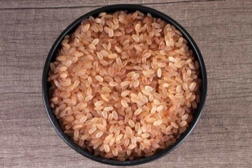 அதிக விலைக்கு அரிசி விற்பனை ; 135 கடைகள் மீது சட்ட நடவடிக்கை