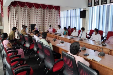 கிளிநொச்சி மாவட்டத்தின் கோவிட் நிலவரம் தொடர்பான  மாவட்ட மட்ட குழுக்கூட்டம்