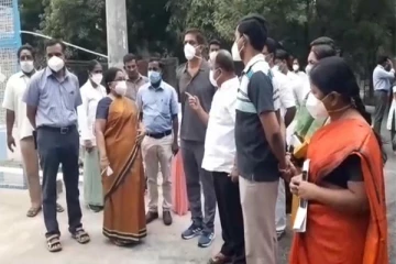 வேலூர் கொரோனா சிகிச்சை மையத்தை ஆய்வு செய்த ஆட்சியர்