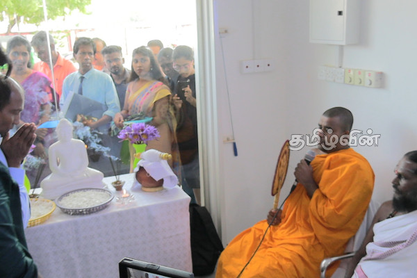 மட்டக்களப்பில் 54வருடங்களுக்கு பின்னர் திறந்துவைக்கப்பட்ட அரச மருந்து விற்பனை | Batticaloa Govt Pharmacy Reopens மட்டக்களப்பில் 54வருடங்களுக்கு பின்னர் திறந்துவைக்கப்பட்ட அரச மருந்து விற்பனை | Batticaloa Govt Pharmacy Reopens