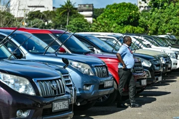 முன்னாள் ஜனாதிபதிகளிடம் 29 அரச வாகனங்கள்; கையகப்படுத்த நடவடிக்கை