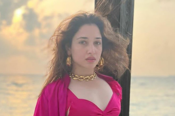 தமன்னாவிற்கு வயது ஆகிவிட்டதா.. வயதான தோற்றத்தில் திருமணமாகாத நடிகை | Tamanna Recent Pic Look Like Aged