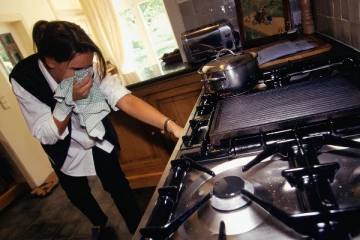 கேஸ் பாவணையாளருக்கான முக்கிய எச்சரிக்கை: நுரையீரல் புற்றுநோய் ஆபத்து!