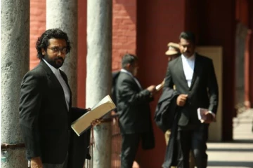 நடிகர் சூர்யாவுக்கு ஆயுதம் ஏந்திய பொலிஸ் பாதுகாப்பு! எங்கு சென்றாலும் உடன் செல்லும் பொலிசார்.. காரணம் இதுதான்