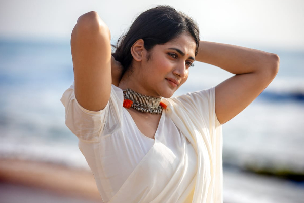 முதல் காதல் இதுதான்..... லாஸ்லியா கூறிய தகவலால் க்ஷாக்கான ரசிகர்கள்! | First Love Laslia Said Information Fans Shok முதல் காதல் இதுதான்..... லாஸ்லியா கூறிய தகவலால் க்ஷாக்கான ரசிகர்கள்! | First Love Laslia Said Information Fans Shok