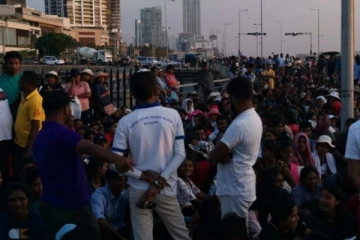 இலங்கை நிலவரத்தை மிகைப்படுத்தும் இந்திய ஊடகங்கள்!  ஆதங்கம் வெளியிடும் இலங்கை மக்கள்