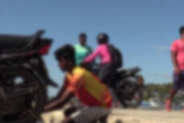 யாழில் ஊடகவியலாளர்கள் கமெராவை பறித்த கடற்படையினர்