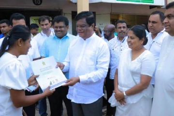 செவித்திறன் குறைபாடு உள்ளவர்களுக்கு சாரதி அனுமதிப்பத்திரம் வழங்கும் வேலைத்திட்டம்
