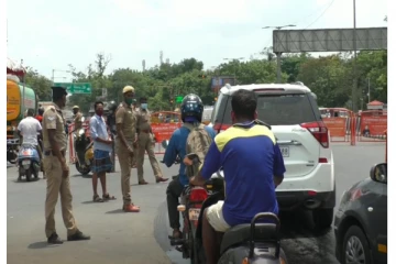 சென்னையில் ஊரடங்கை மீறி சுற்றித்திரியும் வாகனங்கள் - காவல்துறை தீவிர சோதனை