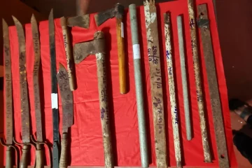 யாழில் வன்முறைக் கும்பல் மடக்கிபிடிப்பு - 8 பேர் கைது