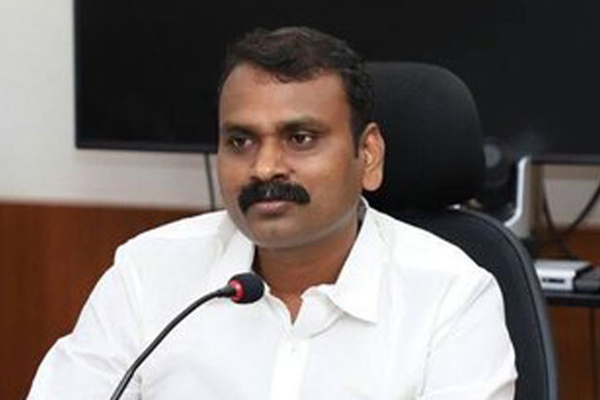 There is no problem between AIADMK-BJP alliance There is no problem between AIADMK-BJP alliance