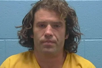 மனித உடல்களை சமைத்து சாப்பிட்ட சைக்கோ கில்லர்! நடுங்க வைக்கும் உண்மை சம்பவம்