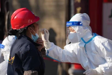 சிக்கலில் சீனா ... மீண்டும் அதிகரிக்கும் கொரோனா  : பீதியில் பொதுமக்கள்