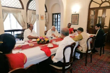 கூட்டமைப்பு எம்.பிக்களை நாளை சந்திக்கின்றார் இந்தியத் தூதுவர்