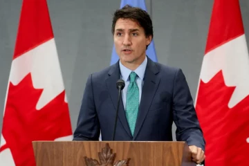 கனடா பிரதமருக்கு நீதிமன்றின் அதிரடி உத்தரவு